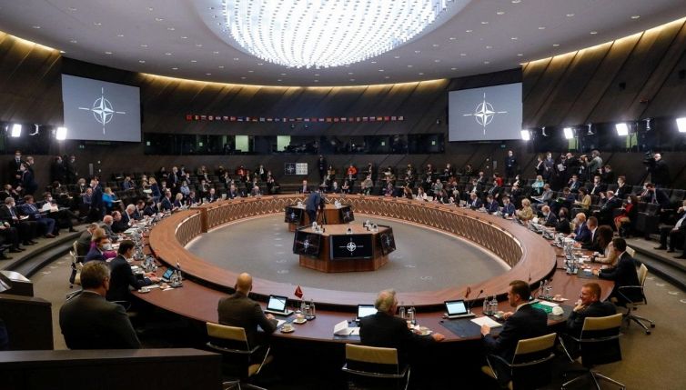 No-fly zone: perché la NATO non la vuole e cosa potrebbe succedere