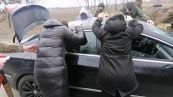 Ucraina: ferma la compagna al checkpoint, poi la proposta di matrimonio
