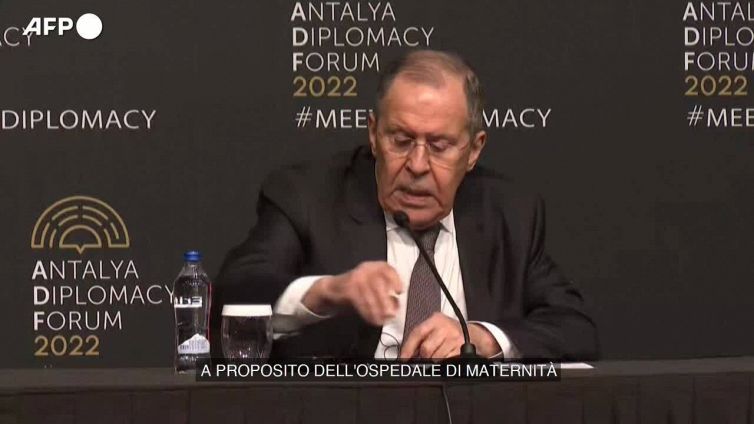 Ucraina, Lavrov: "L'ospedale di Mariupol era la base del battaglione Azov"
