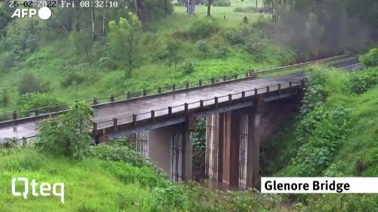 Australia, le alluvioni nel Queensland riprese dal timelapse delle telecamere di sicurezza