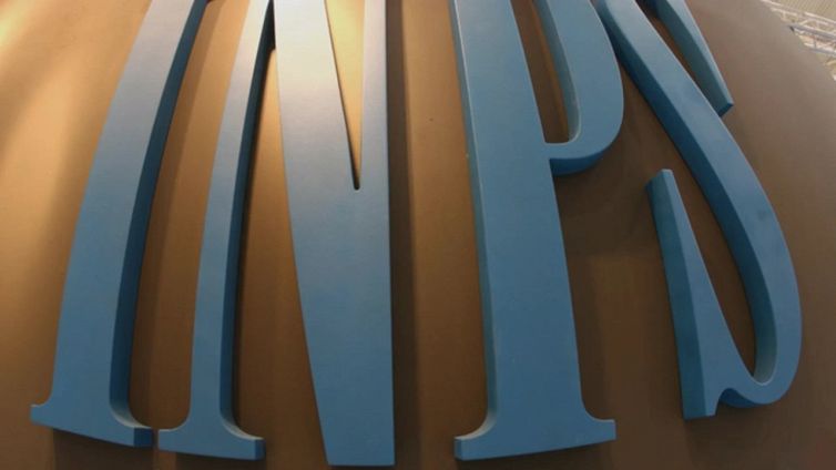 Inps, nuove regole per indennità maternità e paternità: cosa cambia