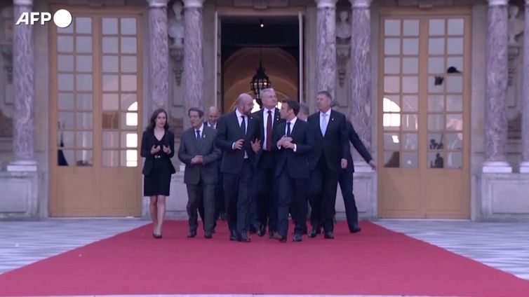 Vertice di Versailles, foto di gruppo per i leader dell'Unione europea