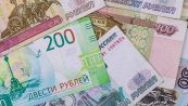 Crolla il rublo, conviene investire adesso?
