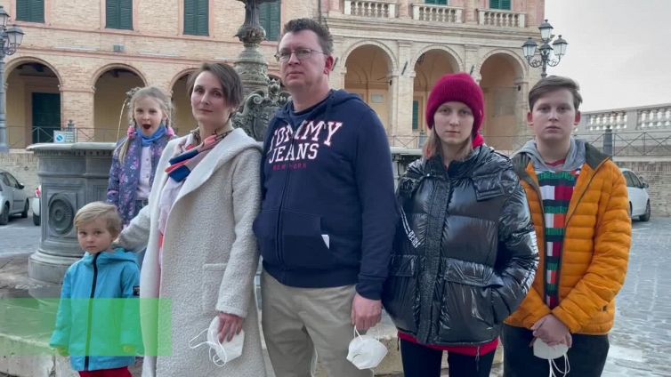 Ucraina, russo fuggito in Italia: "I miei genitori credono a Putin e non a me"