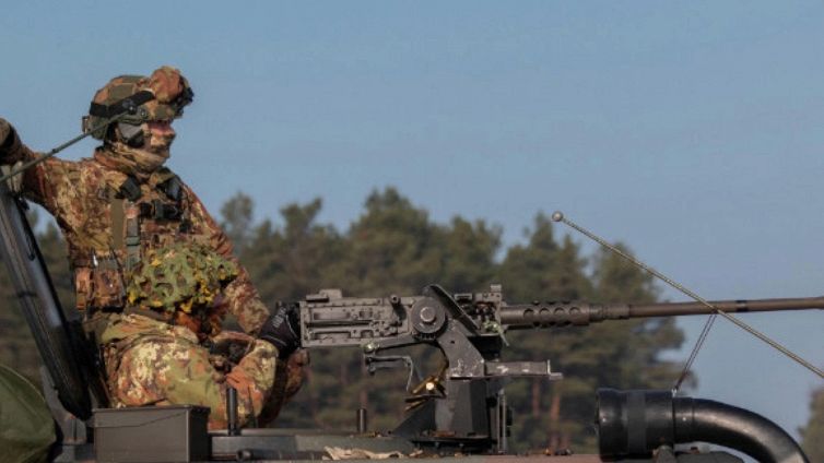 Ucraina, i soldati italiani si preparano alla guerra? La lettera ai Covi