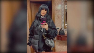 Pamela Prati ci riprova con la frangia ma fallisce