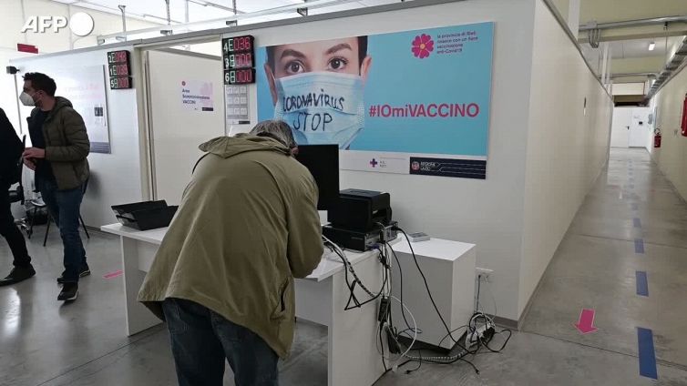 Covid, Fauci: "Verso vaccino universale"