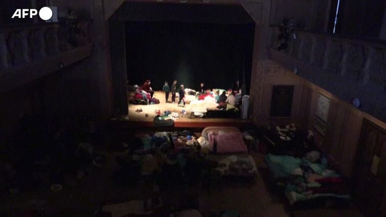 Ucraina, il vecchio teatro di Przemysl diventa un rifugio