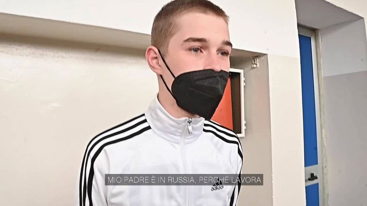 Ucraina, Anton a scuola a Torino: "Nuovi amici, nuovi incontri. Sto bene"