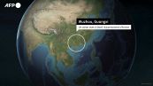Tragedia in Cina, un Boeing si schianta con 132 persone