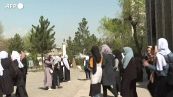 Afghanistan, i Talebani richiudono le scuole secondarie femminili