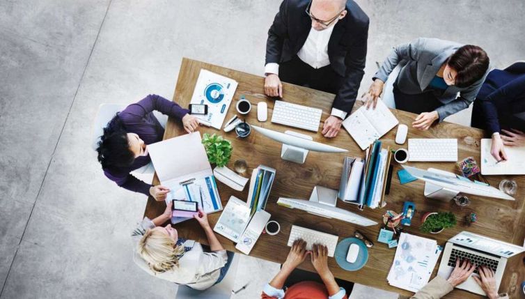 Lavoro, perché svanisce il mito del posto fisso anche fra i giovani