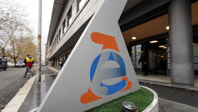 Fisco, lettere dall'Agenzia delle Entrate, cosa fare