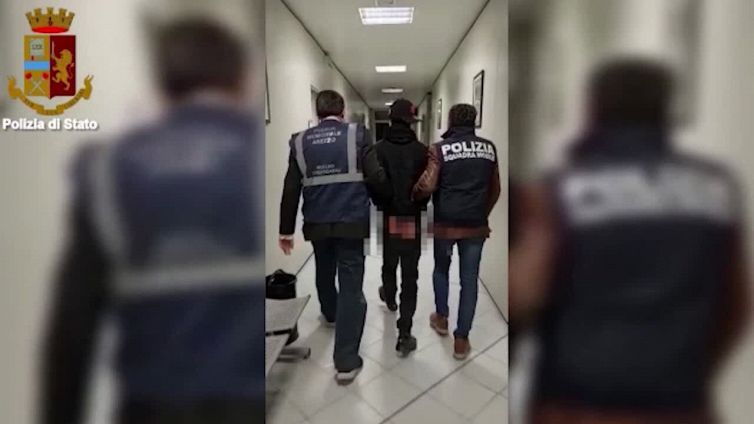 Arezzo, arrestato rapper Montana: era il capo di una baby gang
