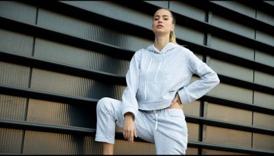 Come indossare una tuta con stile