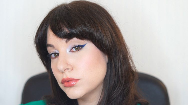 Trucco blu e nocciola con eyeliner facile e veloce da realizzare