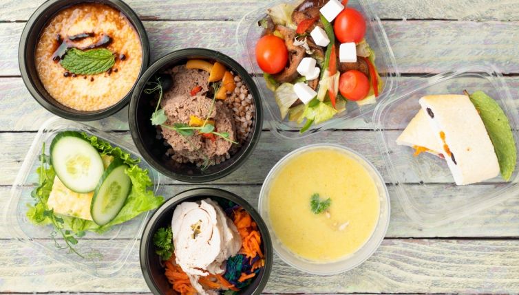 Dieta, perde 25 kg mangiando “ciotoline” 5 volte al giorno