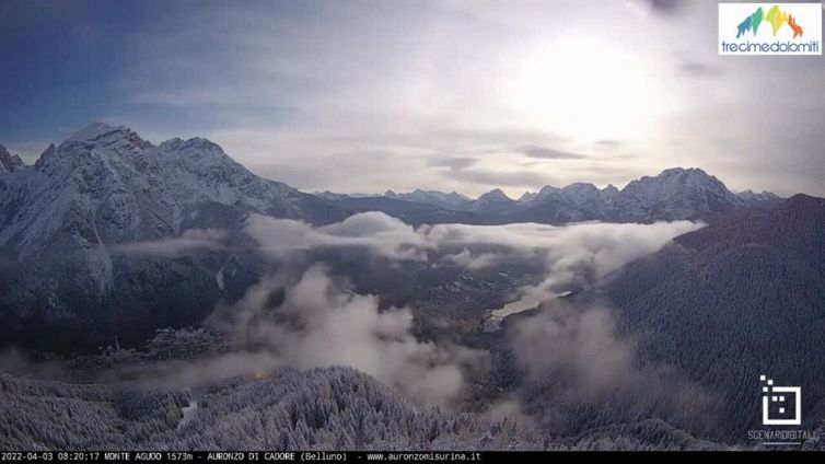 L'alba dalle Alpi agli Appennini