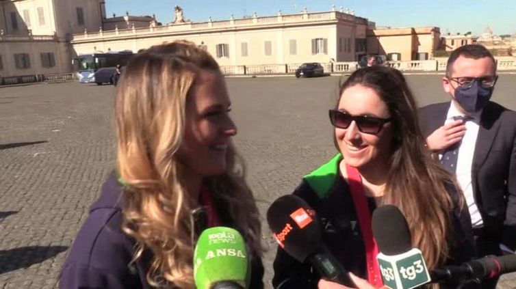 Pechino 2022, gli azzurri al Quirinale per la riconsegna del Tricolore