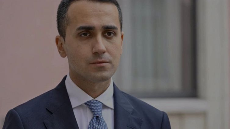 Di Maio, minacciato sui social dai filo-Putin: cos’è successo