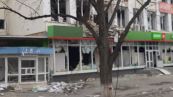 Ucraina, per le strade di Borodyanka: la citta' rasa al suolo dai russi