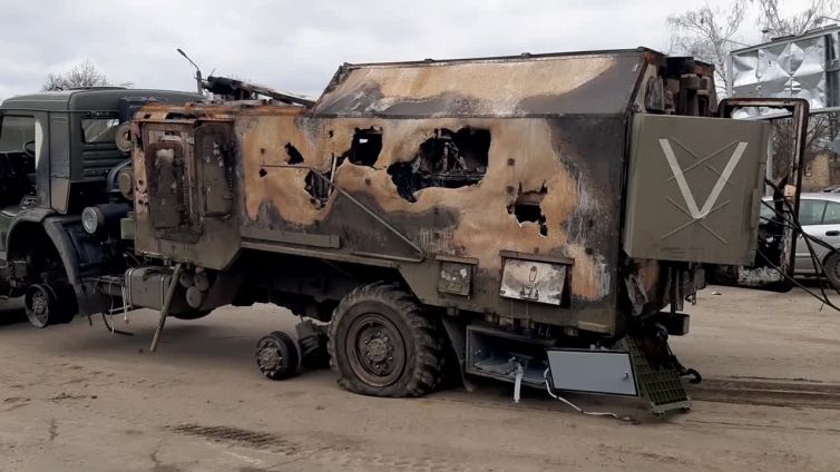 Ucraina, Gostomel: l'esterno dell'aeroporto dopo la battaglia