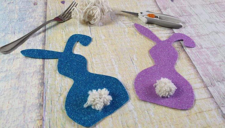 Come fare una decorazione a forma di coniglietto