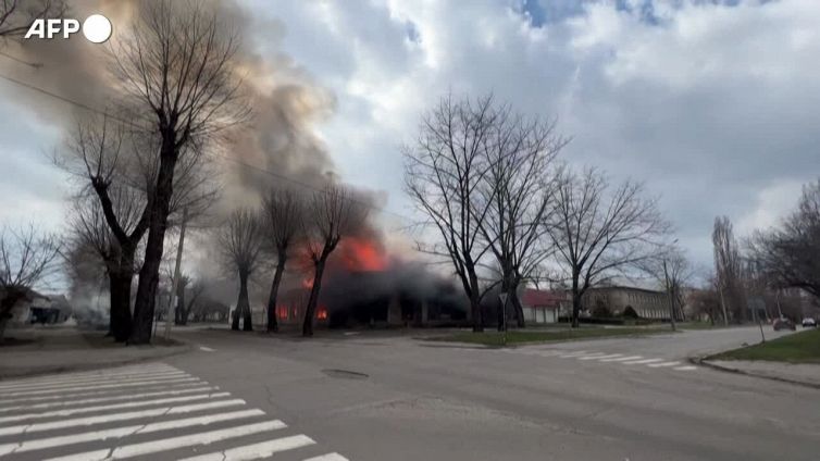 La vita a Severodonetsk e Lysychansk tra continui bombardamenti
