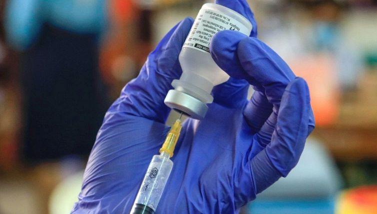 Multe ai no vax, arriva la stangata per gli over 50