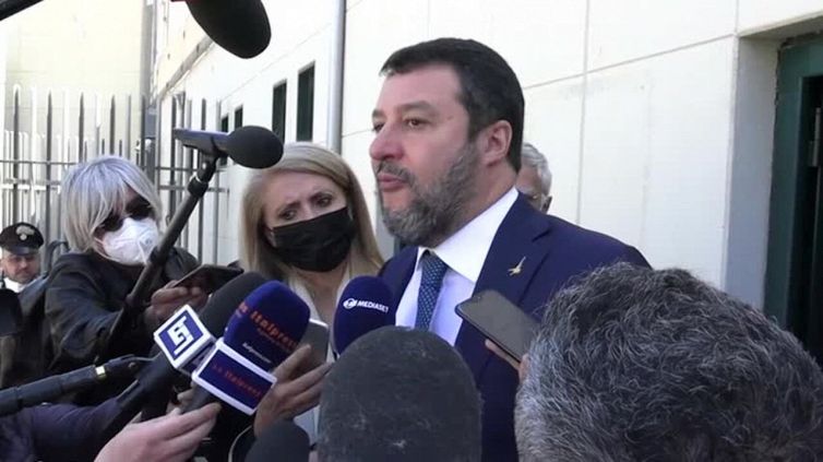 Tasse, Salvini: "Draghi dice che non aumenta, ma nel testo c'è scritto. Lega non vota"