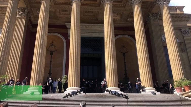 Palermo, la protesta del teatro Massimo contro i tagli del Comune