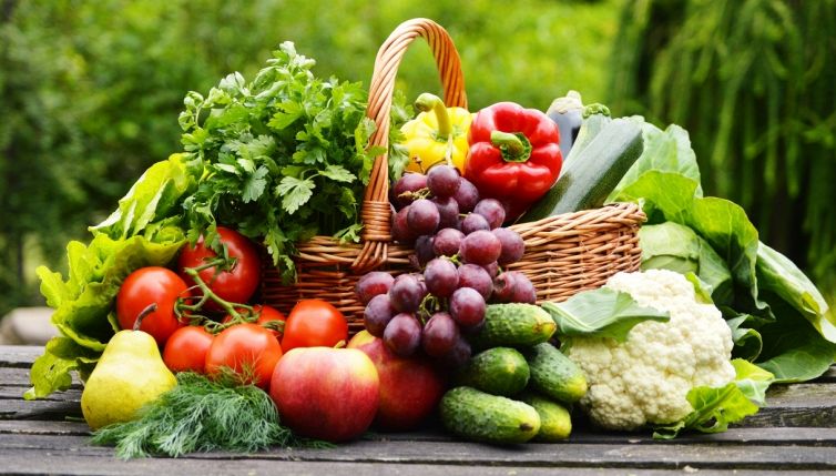 Frutta e ortaggi con pesticidi: quelli più contaminati nel 2022
