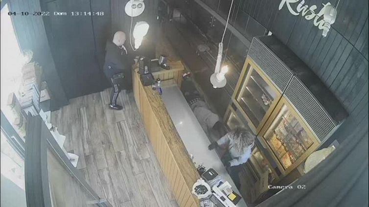 Colpo di pistola in locale, ferito giovane a Pescara