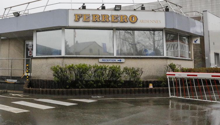 Ferrero ritira altri prodotti per rischio salmonella: la lista