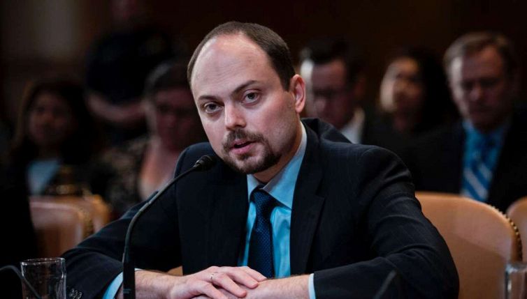 Vladimir Kara-Murza, chi è l’oppositore di Putin