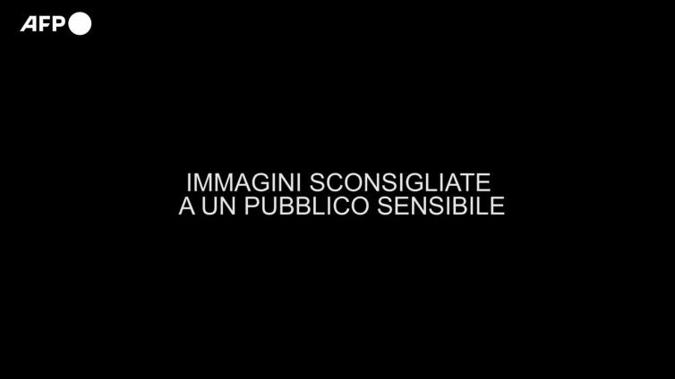 Tre esplosioni vicino ad una scuola di Kabul, i feriti arrivano in ospedale