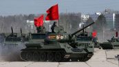 Perché i carri armati russi hanno una bandiera rossa