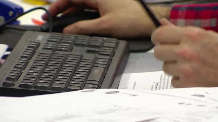 Faro Camere su caporalato digitale: "e' sfruttamento"