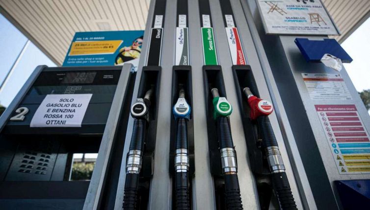 Benzina, fino a quando è prorogato il taglio delle accise