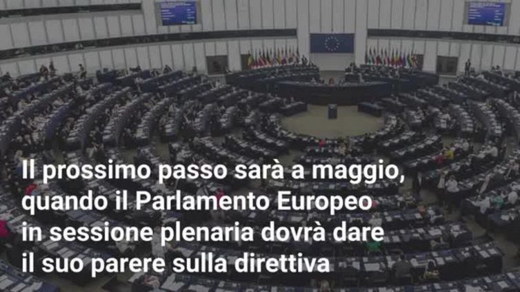 Caricatore USB universale: quando arriva