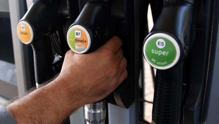Benzina e Diesel, chi riceverà i bonus per l’estate