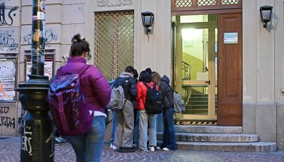 Mascherine e FFP2 a scuola, regole ed eccezioni