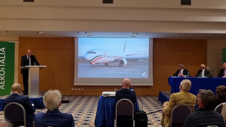 Aeroitalia si presenta, al via con 6 aerei