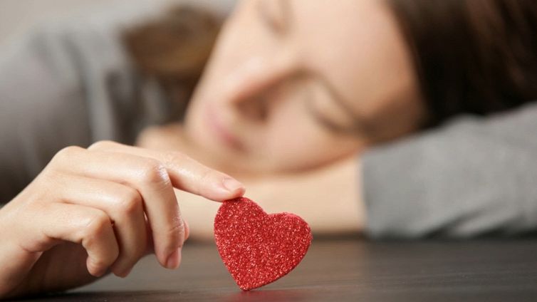 Il mal d’amore esiste, come superarlo e tornare a essere felici