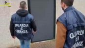 Torino: sequestrati 500 mila articoli di telefonia, falso 'Made in Italy'