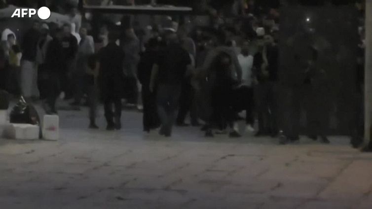 Gerusalemme, gli scontri nel complesso della moschea al-Aqsa