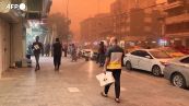 L'Iraq colorato di arancione: nuova tempesta di sabbia a Baghdad