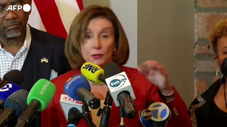 Ucraina, Pelosi: "Non lasciarsi intimidire dai bulli"
