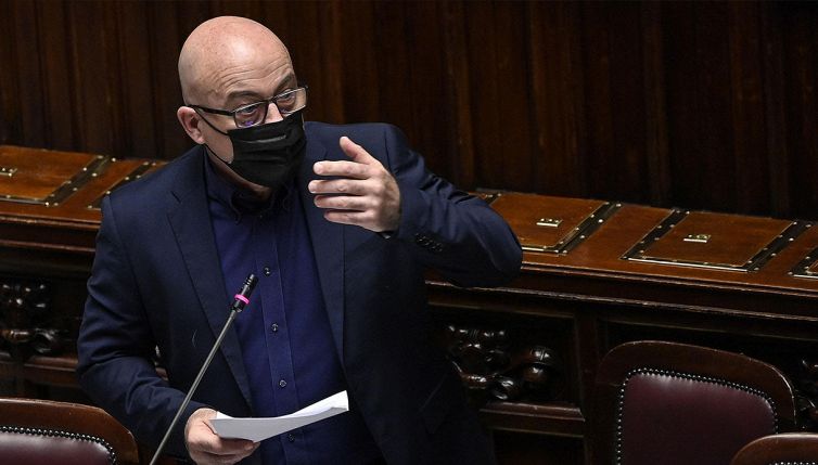 Gas, carbone, rinnovabili: il piano del governo per affrancarsi