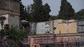 Napoli, loculi al cimitero crollati da 5 mesi: la protesta dei familiari